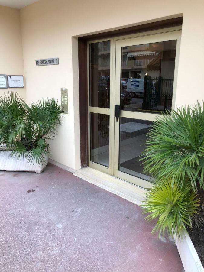 Appartement Marco Polo Mandelieu La Napoule Bagian luar foto